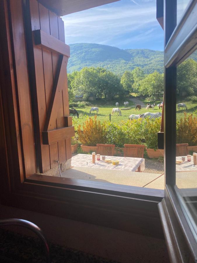 Апартаменты Check-In Casas Cumbre De Benasque Эристе Экстерьер фото