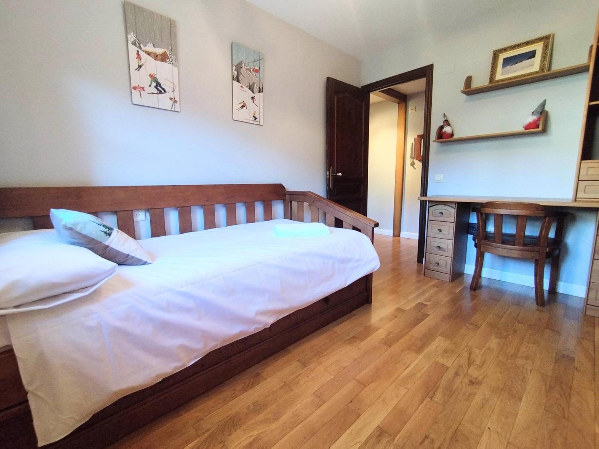 Апартаменты Check-In Casas Cumbre De Benasque Эристе Экстерьер фото